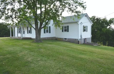 5660 Mackville Rd, Harrodsburg, KY 40330