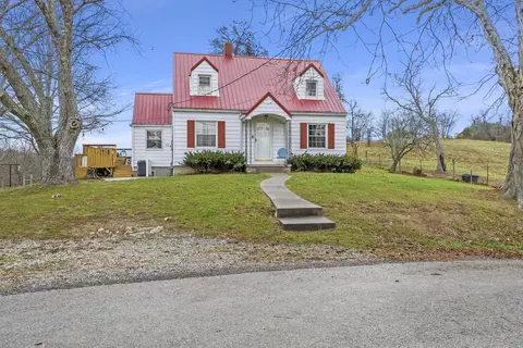 416 Magnolia Ln, Cynthiana, KY 41031