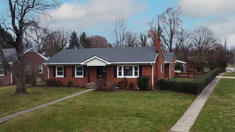257 Greenbriar Rd, Lexington, KY 40503