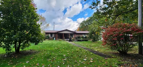 760 Wesley West Rd, Science Hill, KY 42553