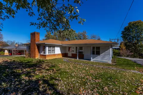 501 Bob-o-link Dr, Winchester, KY 40391
