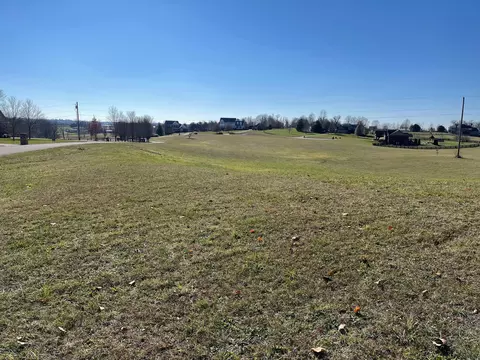 4 Seahawk Trl, Midway, KY 40347 photo 3