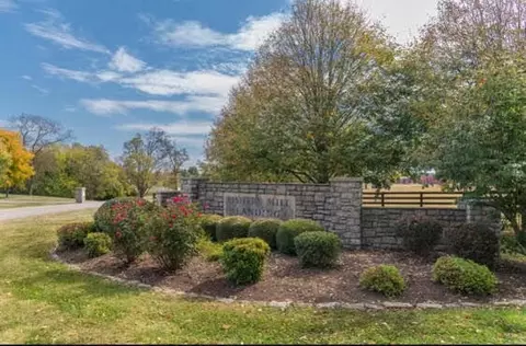 4 Seahawk Trl, Midway, KY 40347