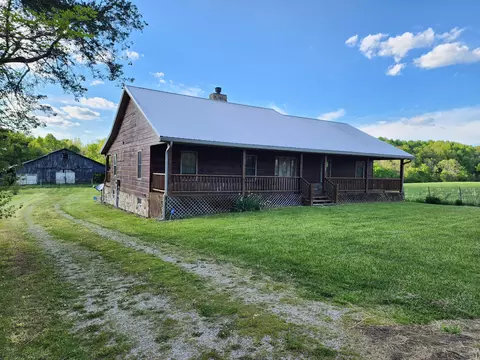978 1076 Hwy, Albany, KY 42602