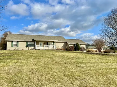 670 Bert Ridge Rd, Science Hill, KY 42553