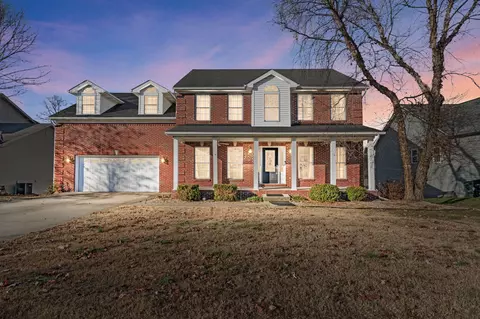 720 Flint Rdg, Versailles, KY 40383