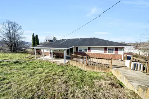 161 Keith Whitley Blvd, Sandy Hook, KY 41171 photo 10