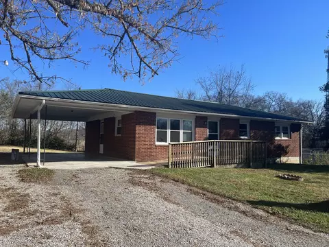 5969 State 1651 Hwy, Pine Knot, KY 42635