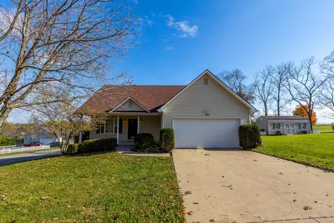 106 Oak Ave, Carlisle, KY 40311