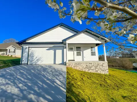 207 Golden Pond Dr, London, KY 40741