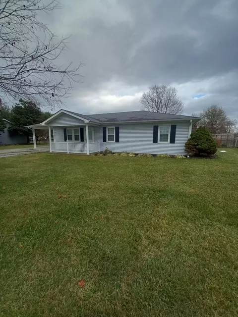 180 Robin Dr, Stanford, KY 40484