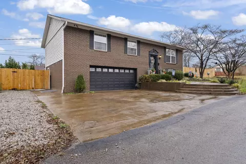 200 Meadow Lark Cir, Corbin, KY 40701