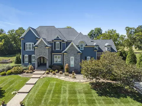 3816 Cayman Ln, Lexington, KY 40509
