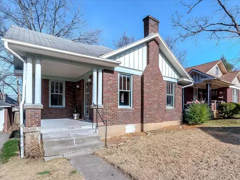 3 Lyons Ct, Frankfort, KY 40601