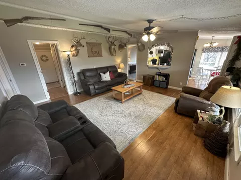 1126 Smalley Branch Rd, Cynthiana, KY 41031