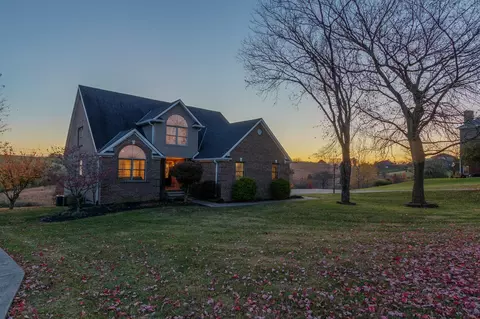 106 Royal Ct, Georgetown, KY 40324