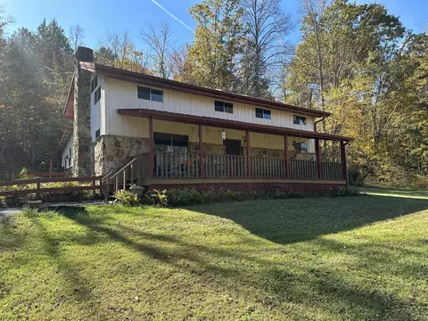 846 Rocky Hill Rd, Bronston, KY 42518