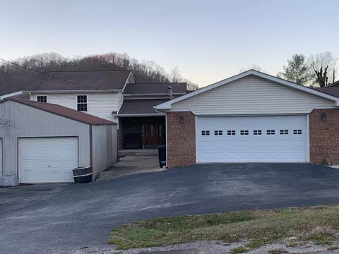 2300 Quicksand Rd, Jackson, KY 41339 photo 3