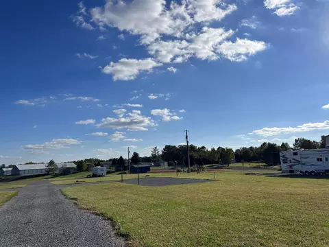 93 Alligator Creek Rd, Russell Springs, KY 42642