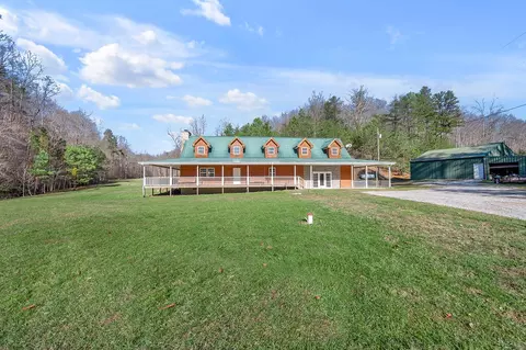 1635 Wiley Branch Rd, Martha, KY 41159