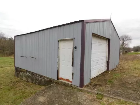 2081 Bloomfield Rd, Springfield, KY 40069 photo 6