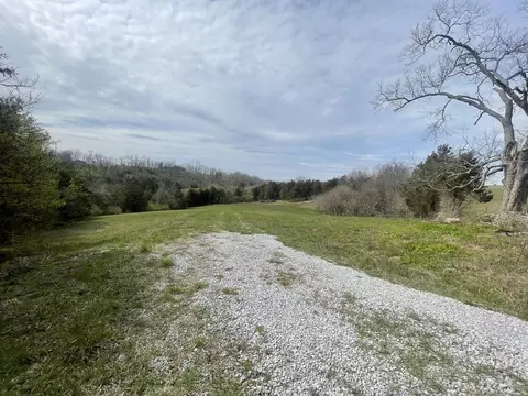 6549 Boonesboro Rd, Winchester, KY 40391