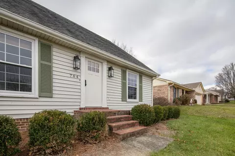 764 Jaeduke Dr, Lexington, KY 40517