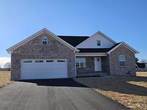 140 Gracelynn Cir, Harrodsburg, KY 40330