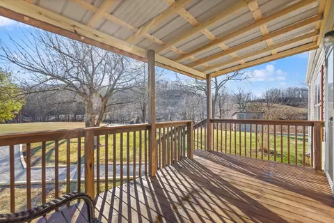 1142 Moores Rd, Tyner, KY 40486 photo 10