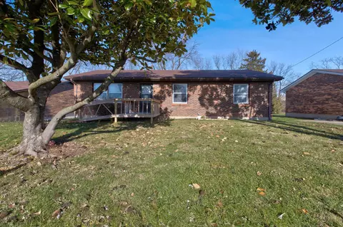 142 Spruce Ct, Winchester, KY 40391