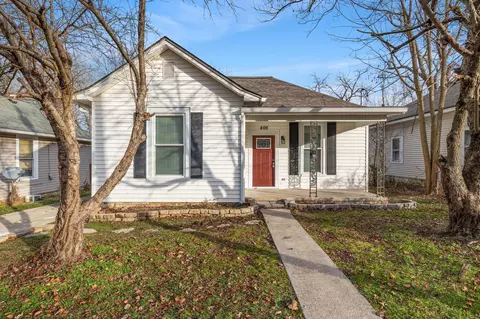 406 Locust St, Danville, KY 40422