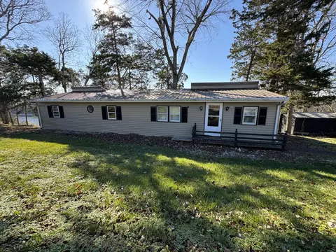 802 Paradise Camp Rd, Harrodsburg, KY 40330
