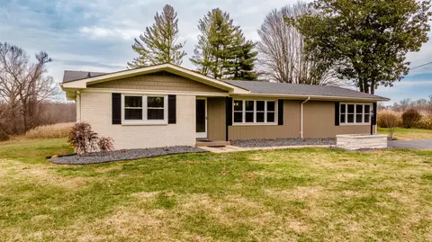 2370 Gentry Mill Rd, Russell Springs, KY 42642