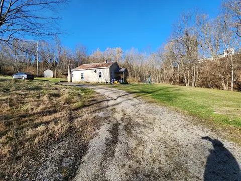 1517 Kit Cowan Rd, Somerset, KY 42503