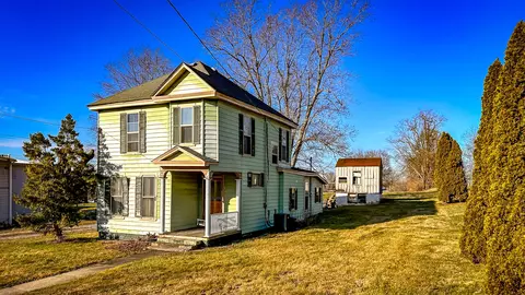 407 E 2nd St, Perryville, KY 40468