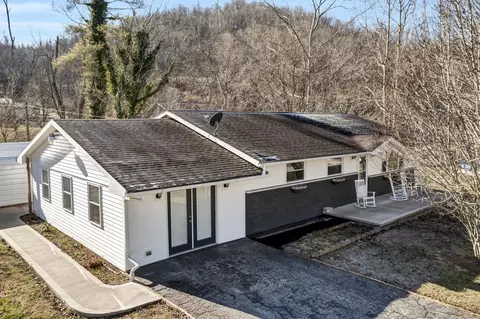 6525 Christy Creek Rd, Morehead, KY 40351