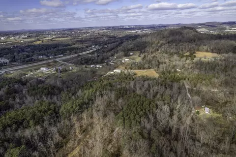 308 Cedar Grove Cemetery Rd, Somerset, KY 42519