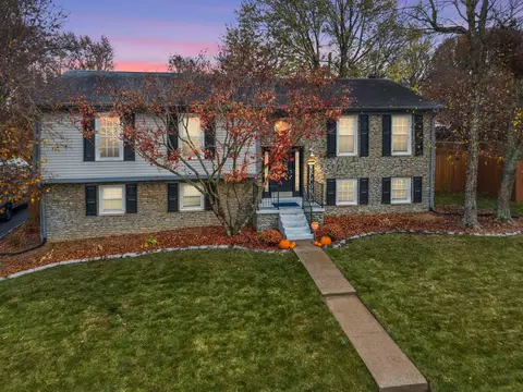 4504 Marwood Dr, Lexington, KY 40515