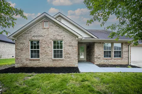 Exterior - 132 Commerce Dr, Berea, KY 40403 photo 2 of 9