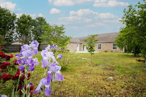 Exterior - 132 Commerce Dr, Berea, KY 40403 photo 9 of 9