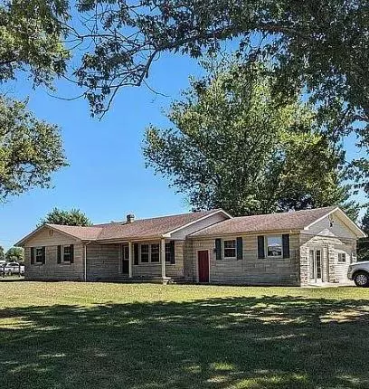 752 Parks Ridge Rd, Russell Springs, KY 42642