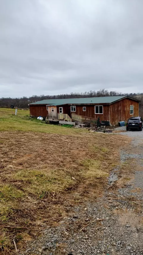 327 Connie Ln, Ewing, KY 41039