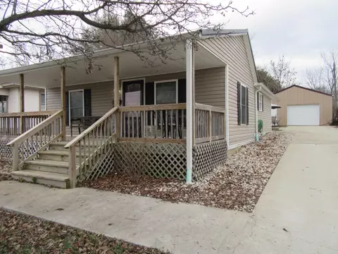 110 Marrs Ave, Lawrenceburg, KY 40342