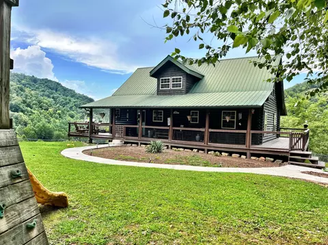 150 Martin Branch Rd, Oneida, KY 40972 photo 2