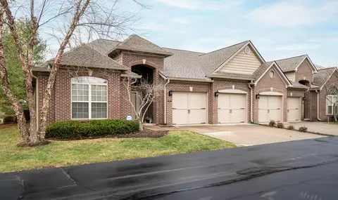 3812 Ruby Ln, Lexington, KY 40509