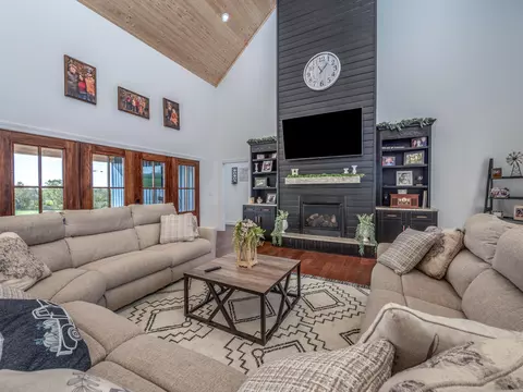 1027 Ewing Rd, Ewing, KY 41039 photo 3