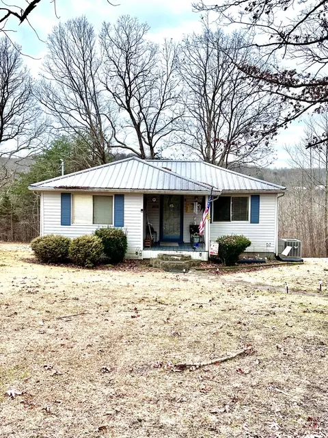 155 Warren Ln, Morehead, KY 40351
