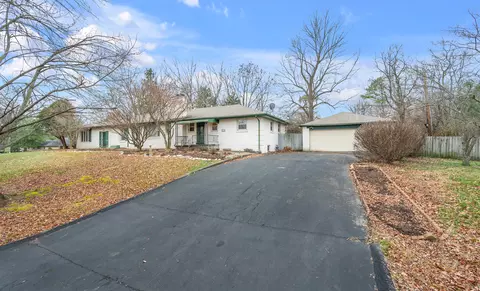 3197 Trinity Rd, Lexington, KY 40503