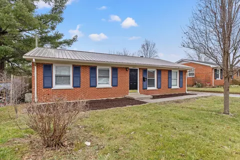 1940 Spring Station Dr, Lexington, KY 40505