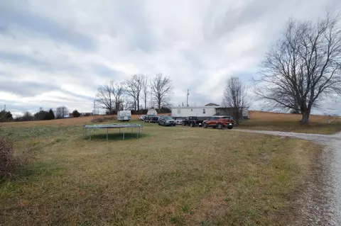 125 Shadow Ln, Jeffersonville, KY 40337